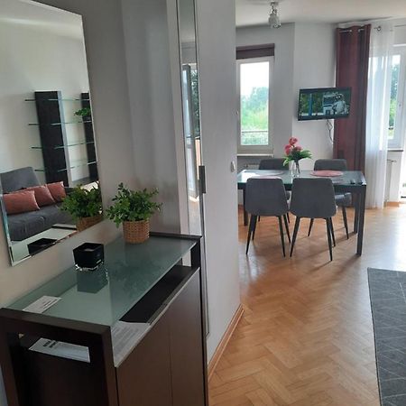 Sloneczny Apartament Bluszczanska Apartment Warsaw Exterior photo